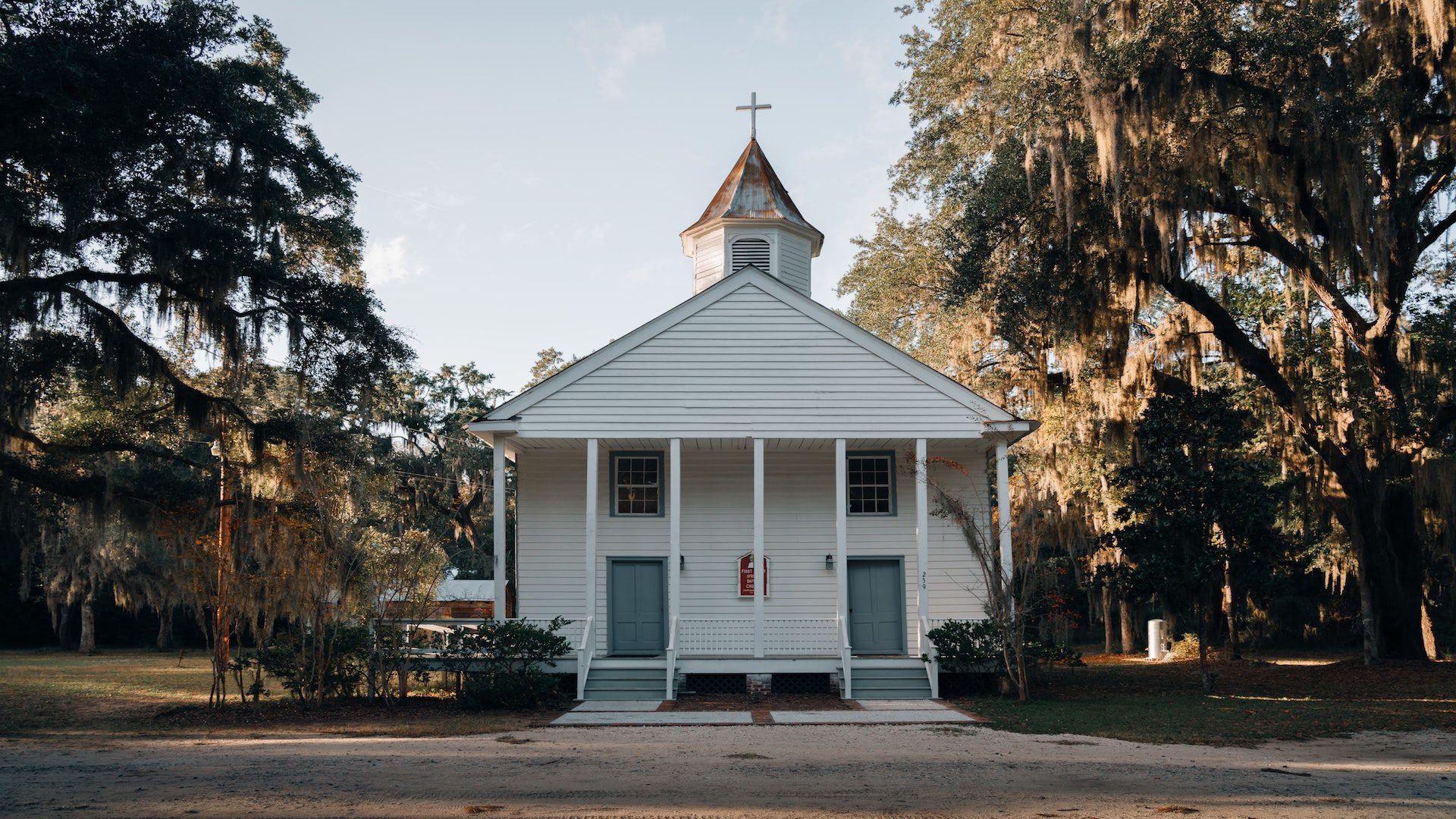 The Church as a Diverse and Unified Political Outpost - Radical